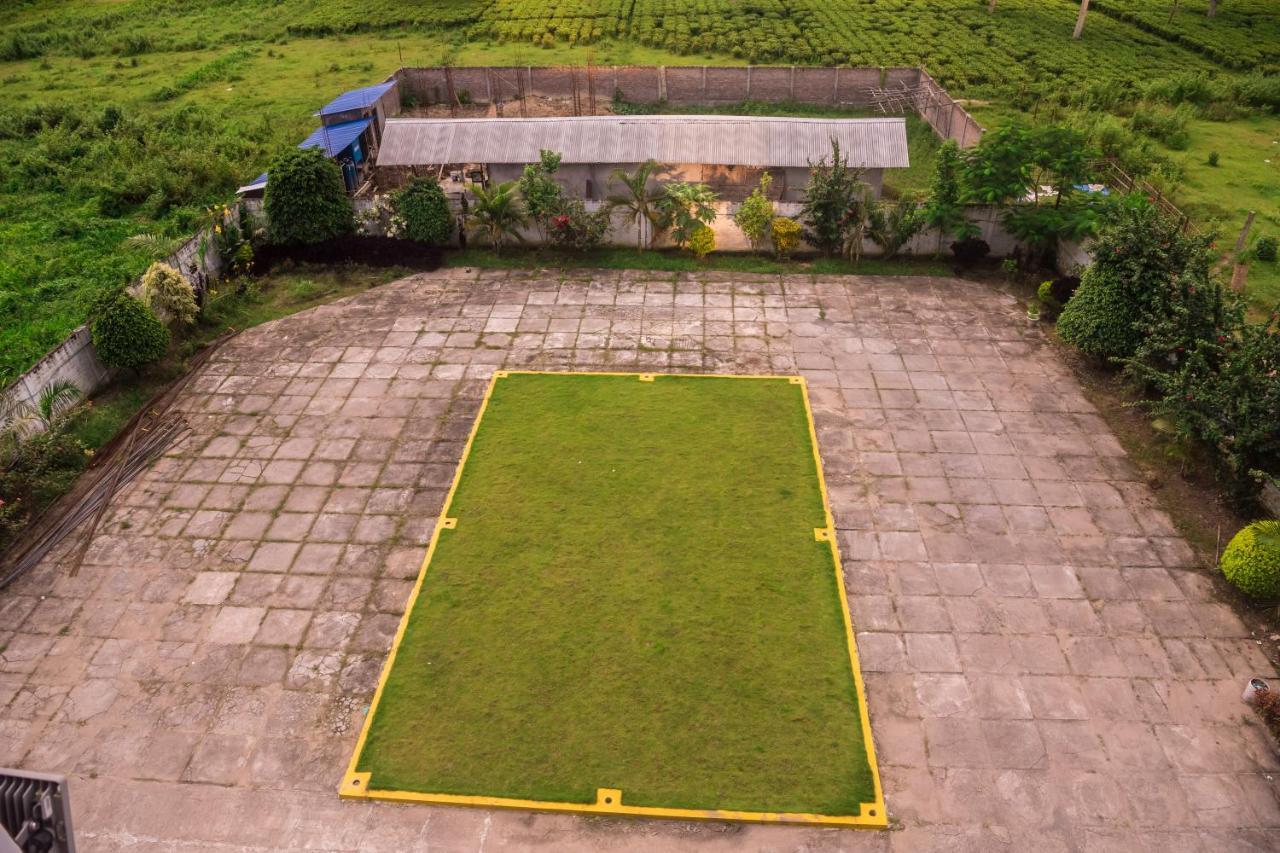Hotel Aatreyee Dibrugarh Exterior foto